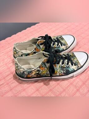 Converse Floral Canvas Low Top Sneakers - women’s size 8